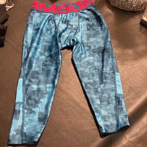 NWOT youth Under Armour Blue and Red heat gear pants